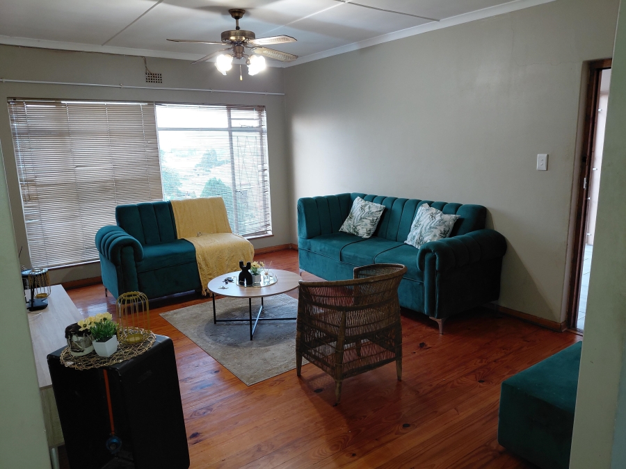 4 Bedroom Property for Sale in Heuwelkruin Eastern Cape